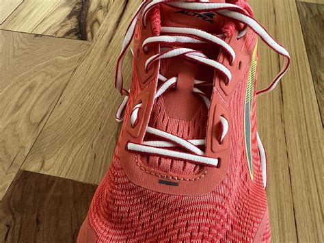 How to Lace Running Shoes (8 Variations for Common Problems).
